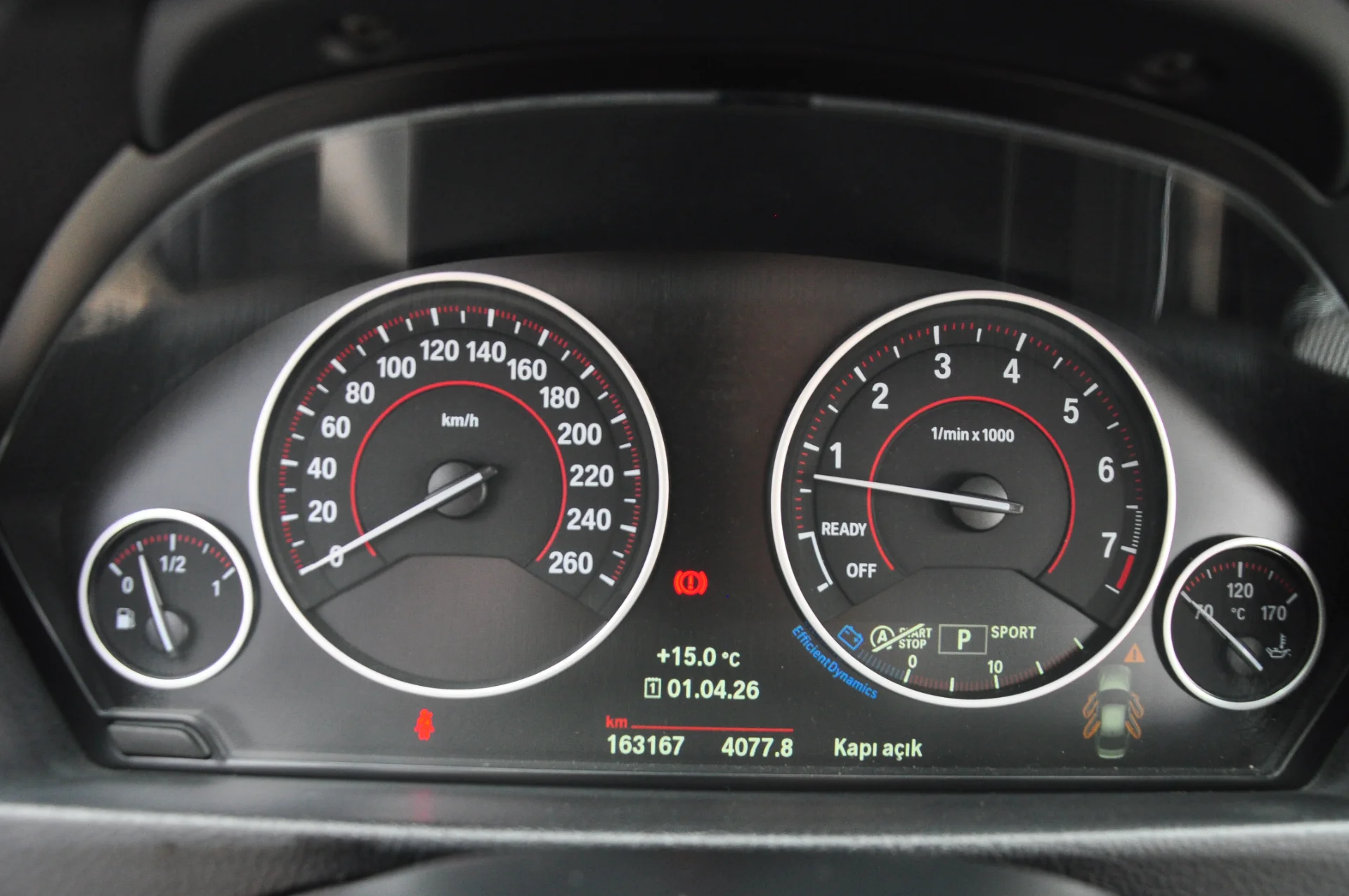2016 BMW 3.20İED 40. YIL ÖZEL SERİ SUNROOF HAFIZA 163.000 KM'DE