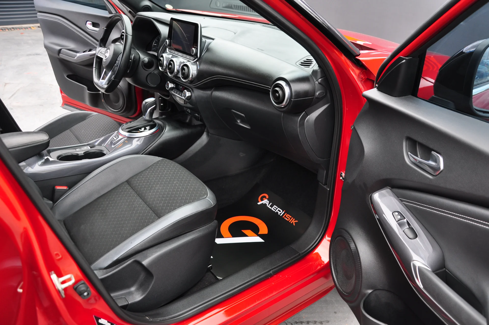 2023 MODEL NİSSAN JUKE 1.0 DIG-T PLATİNUM BOYASIZ 24.000 KM'DE