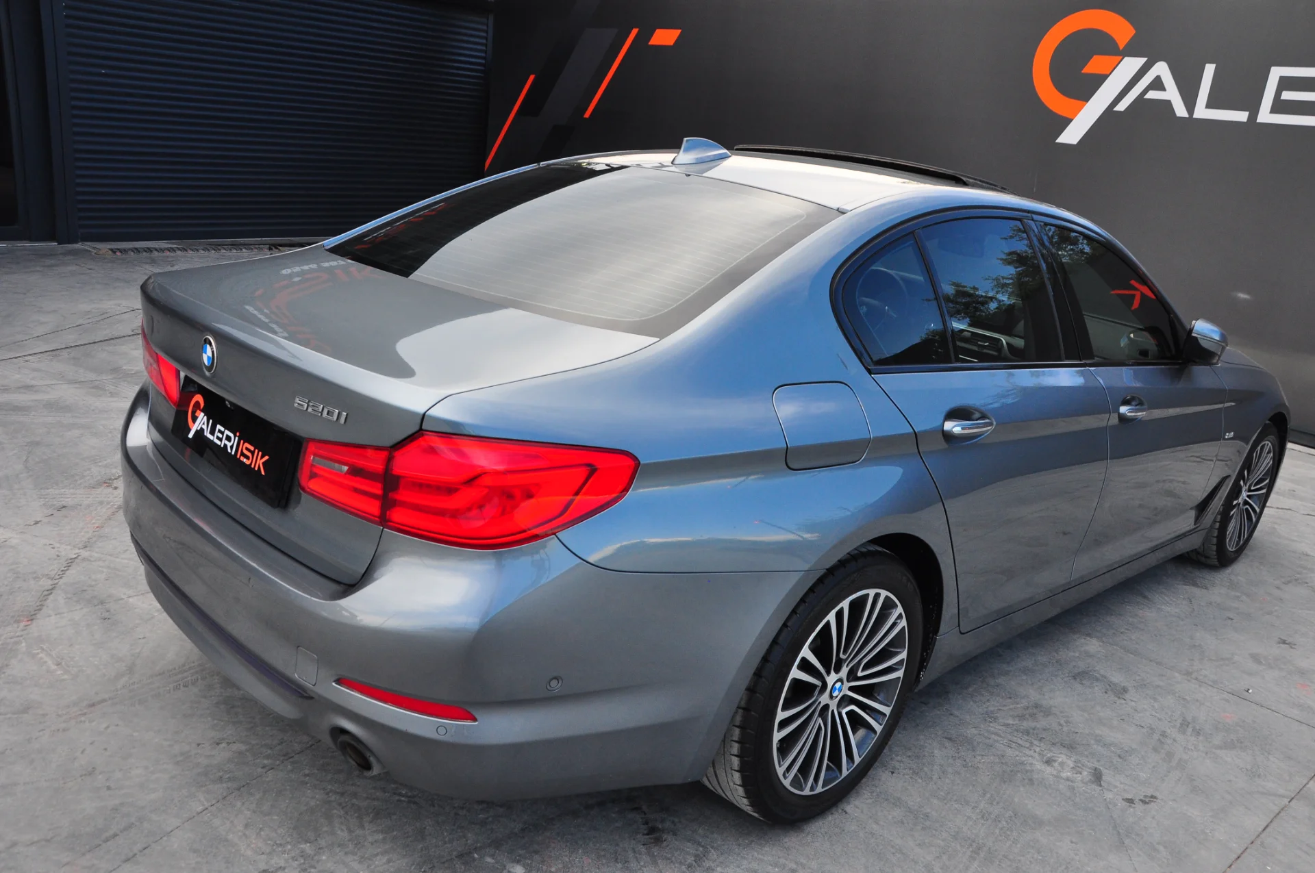 2017 MODEL BMW 5.20İ SPORTLİNE+EXECUTİVE VAKUM 108.000 KM'DE