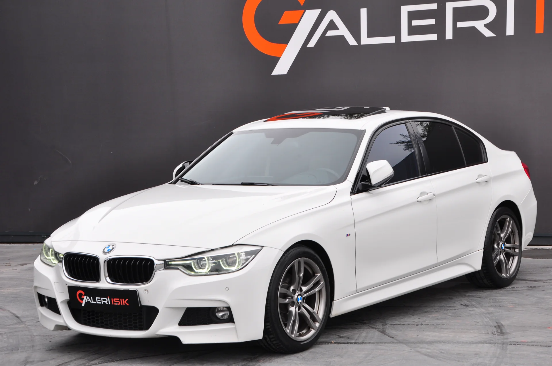 2016 BMW 3.20İED 40. YIL ÖZEL SERİ SUNROOF HAFIZA 163.000 KM'DE