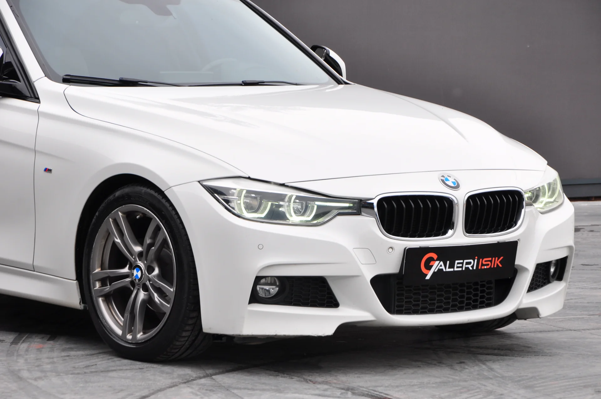 2016 BMW 3.20İED 40. YIL ÖZEL SERİ SUNROOF HAFIZA 163.000 KM'DE