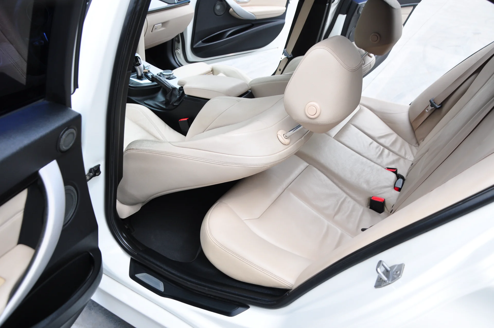 2016 BMW 3.20İED 40. YIL ÖZEL SERİ SUNROOF HAFIZA 163.000 KM'DE