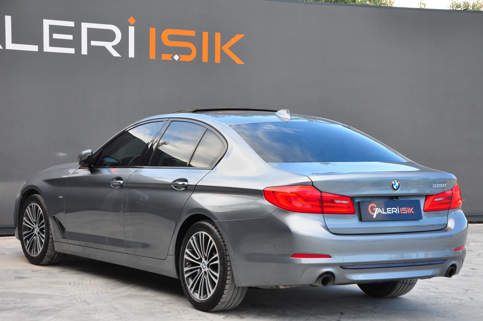 2017 MODEL BMW 5.20İ SPORTLİNE+EXECUTİVE VAKUM 108.000 KM'DE