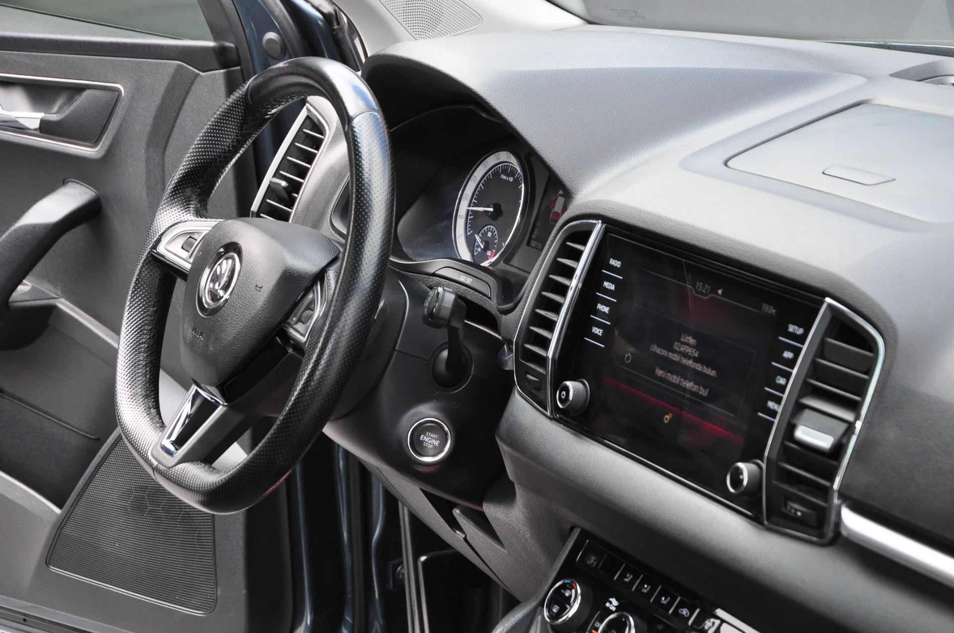 2019 SKODA KAROQ 1.6TDI DSG SUNROOF'LU BOYASIZ 160.000 KM'DE