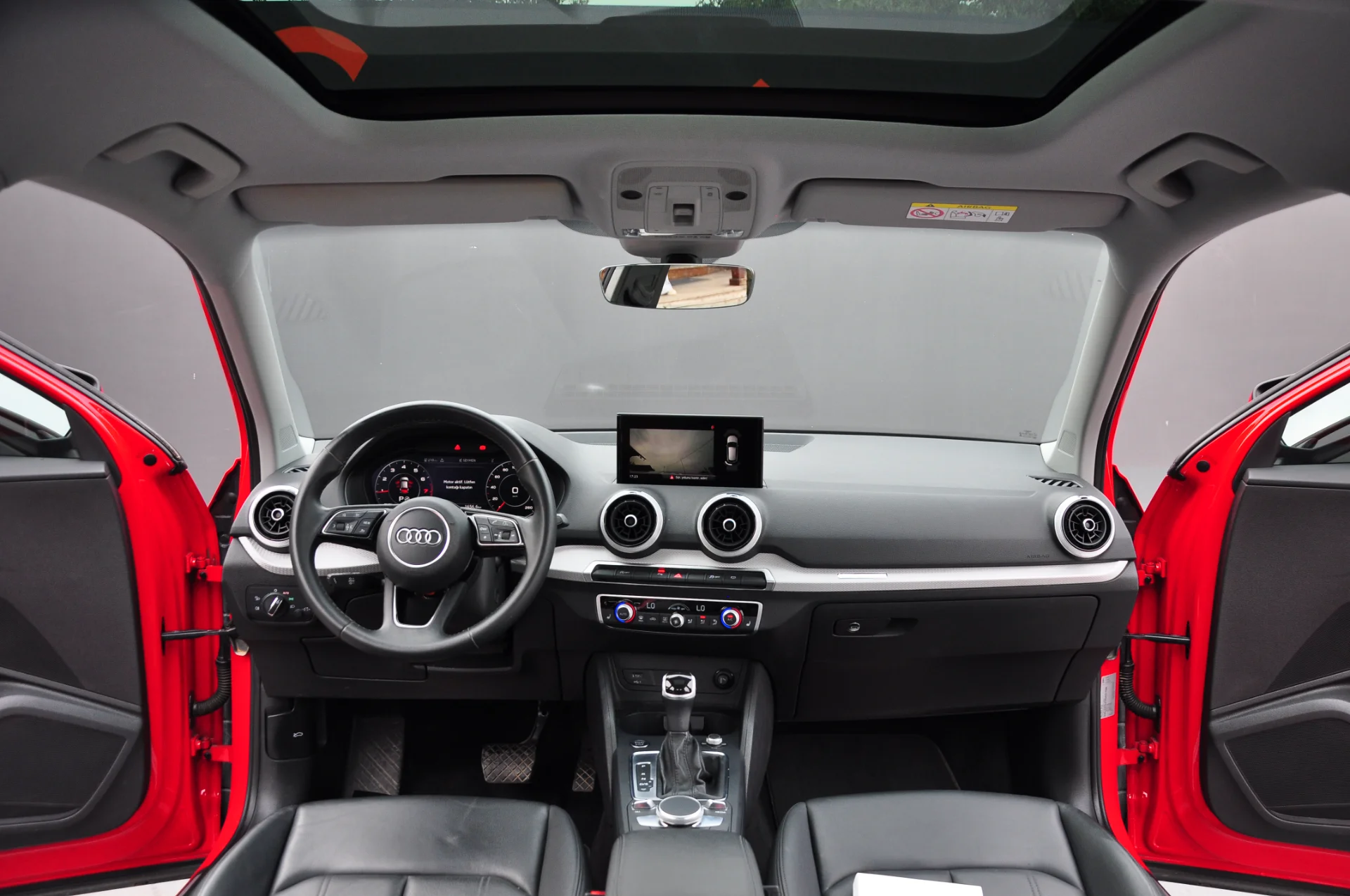2021 MODEL AUDİ Q2 35 TFSI ADVANCED SUNROOF'LU 80.000 KM'DE