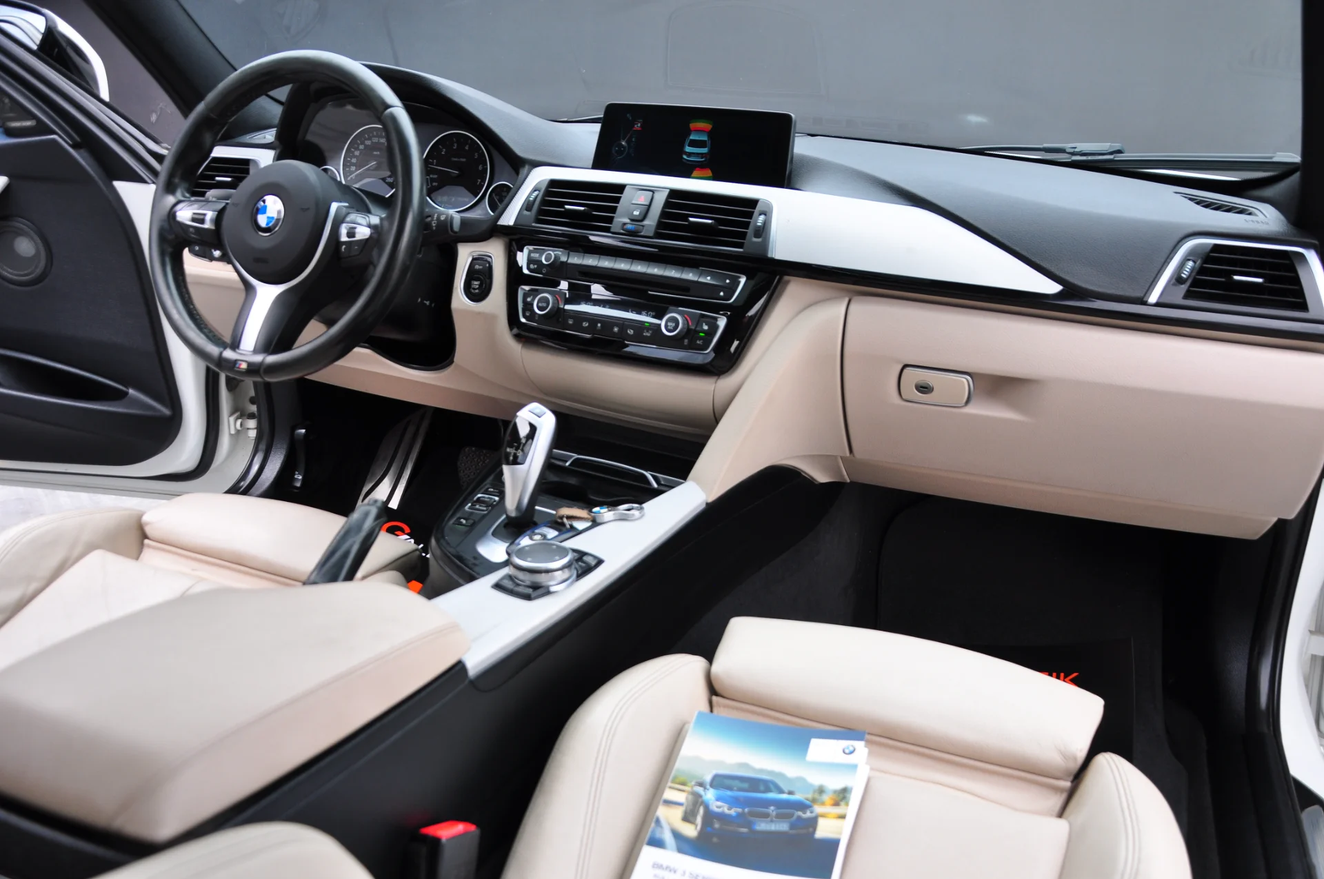 2016 BMW 3.20İED 40. YIL ÖZEL SERİ SUNROOF HAFIZA 163.000 KM'DE
