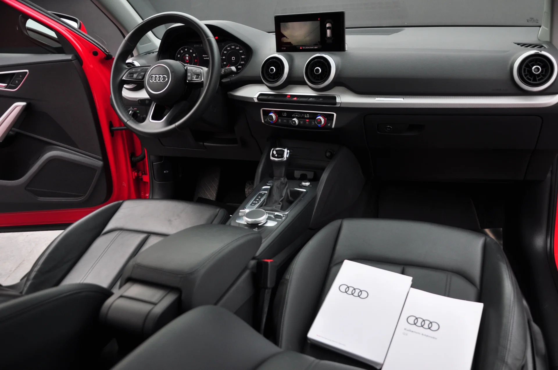 2021 MODEL AUDİ Q2 35 TFSI ADVANCED SUNROOF'LU 80.000 KM'DE