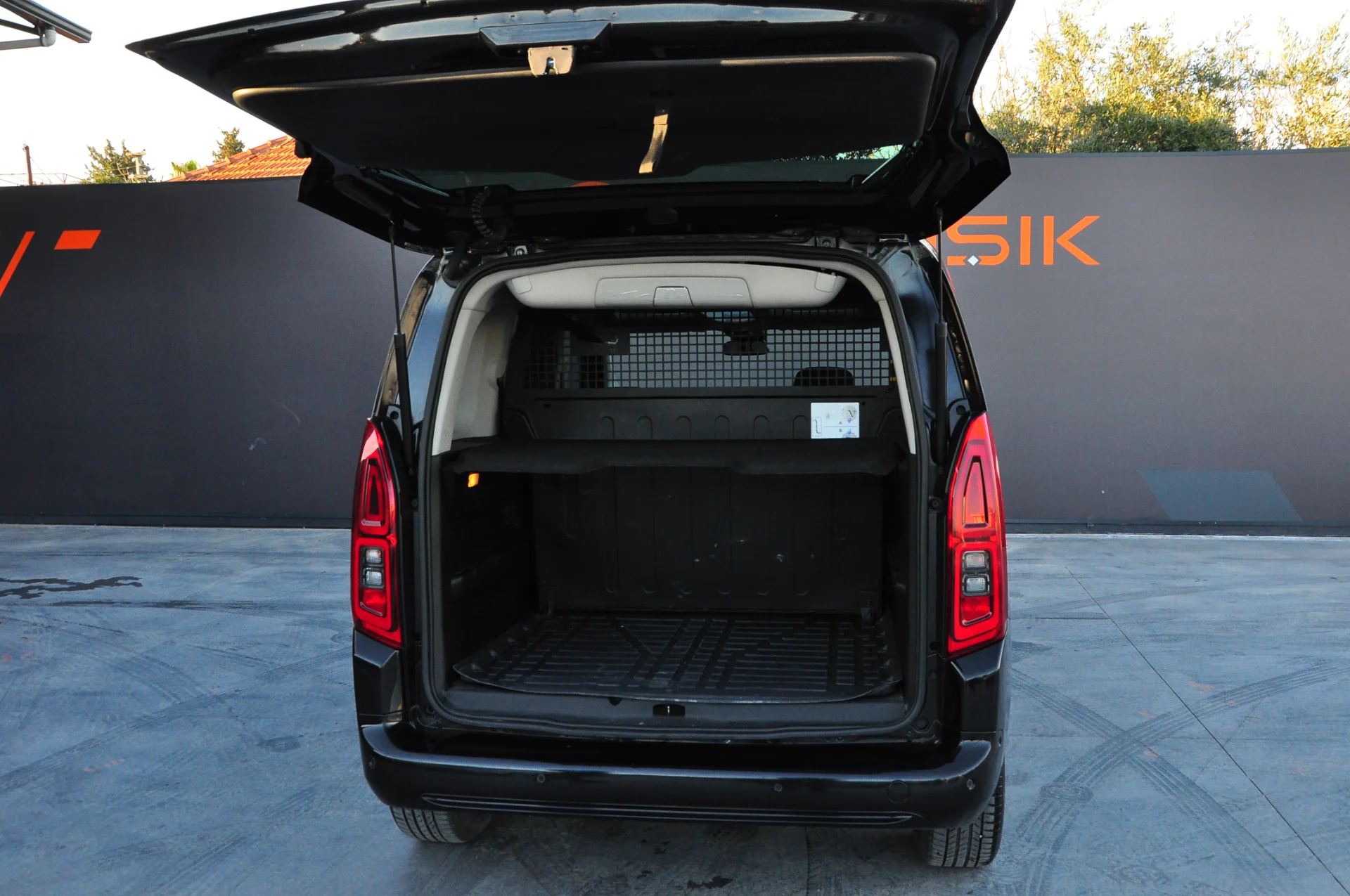 2024 DOBLO 1.5 BLUEHDİ PREMİO PLUS YENİ KASA CAM TVN. 21.000 KM