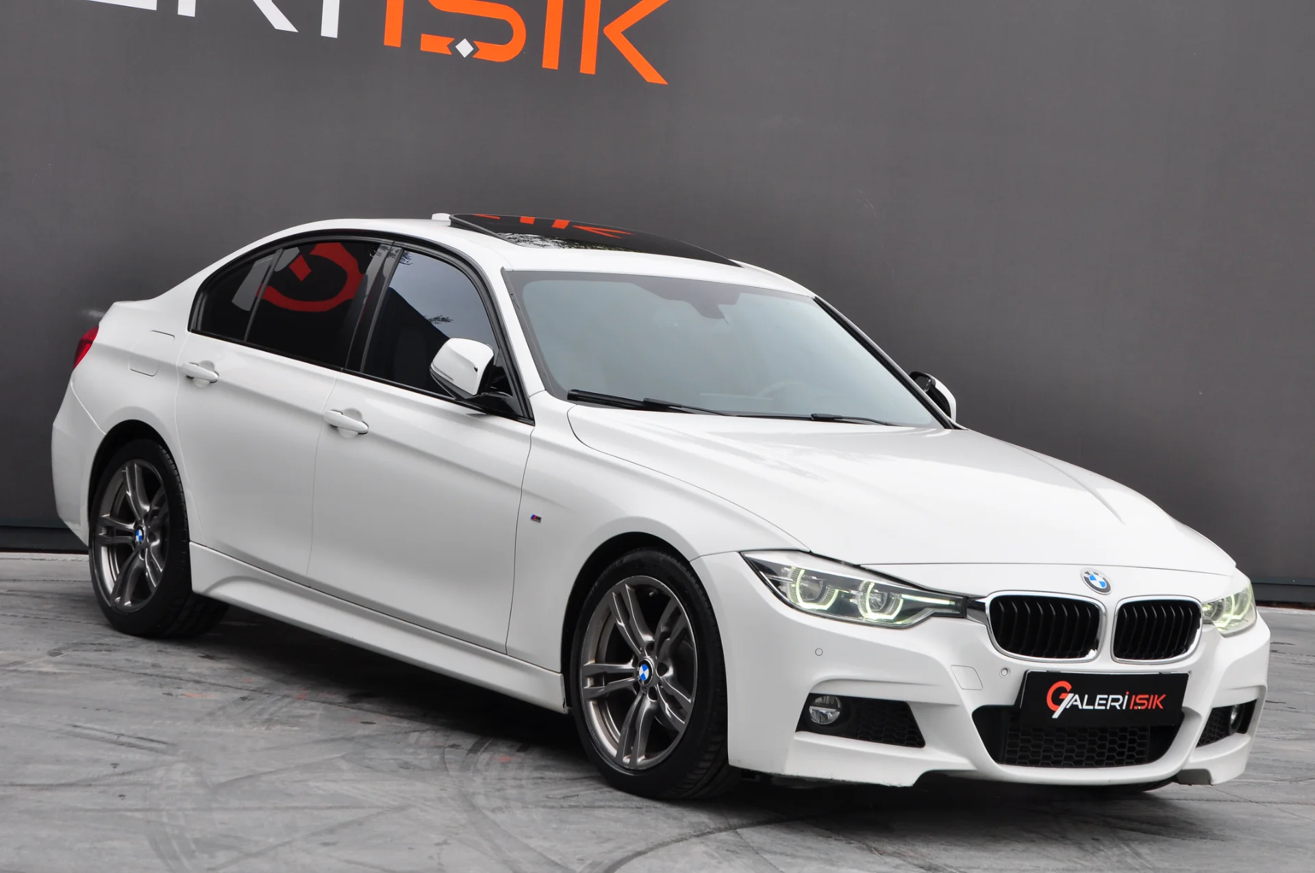 2016 BMW 3.20İED 40. YIL ÖZEL SERİ SUNROOF HAFIZA 163.000 KM'DE
