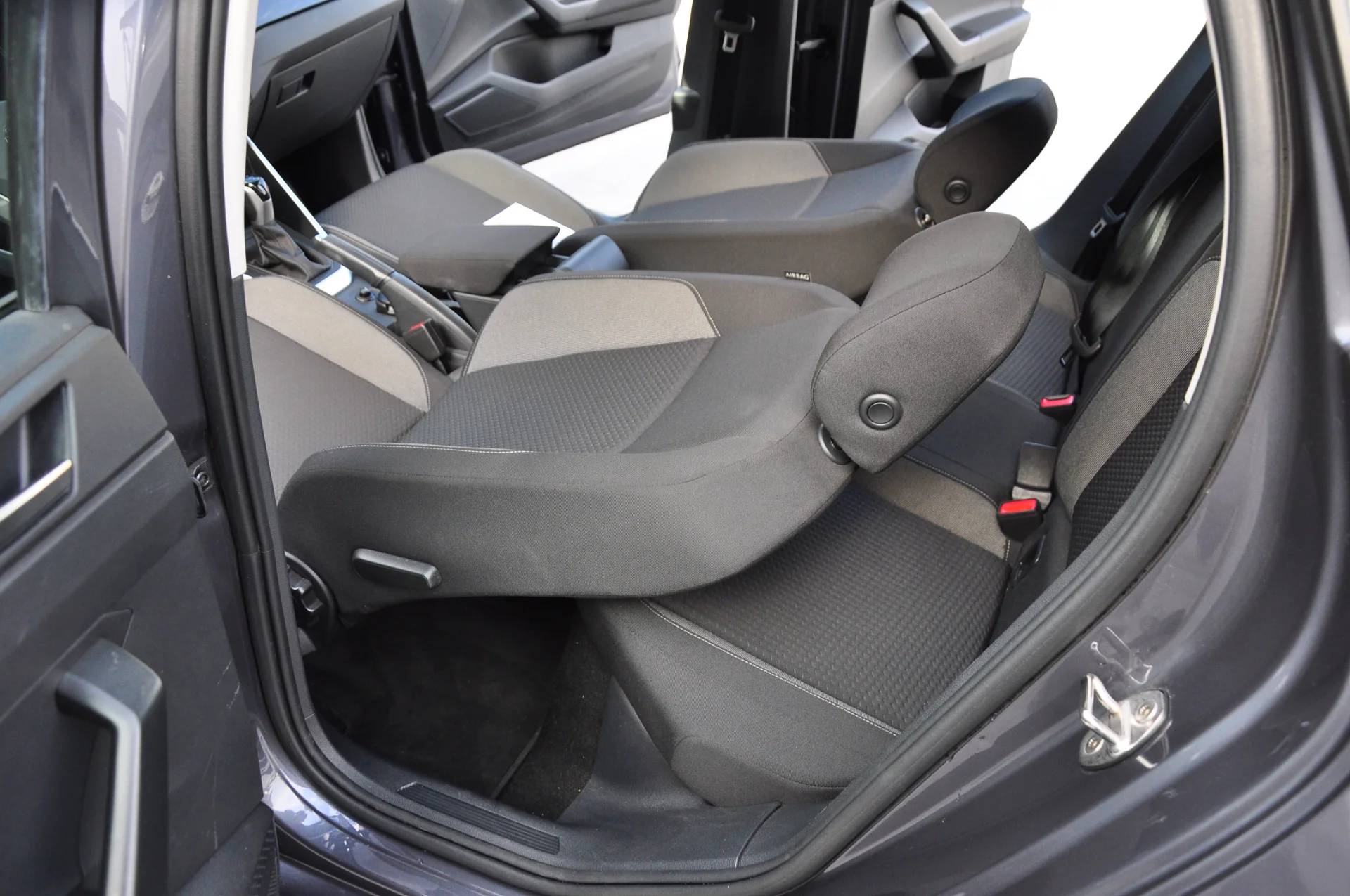 2023 VOLKSWAGEN TAİGO 1.0 TSI LİFE %20 FATURALI 42.000 KM'DE