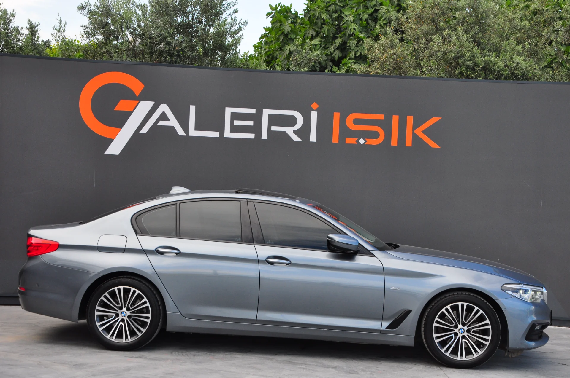 2017 MODEL BMW 5.20İ SPORTLİNE+EXECUTİVE VAKUM 108.000 KM'DE