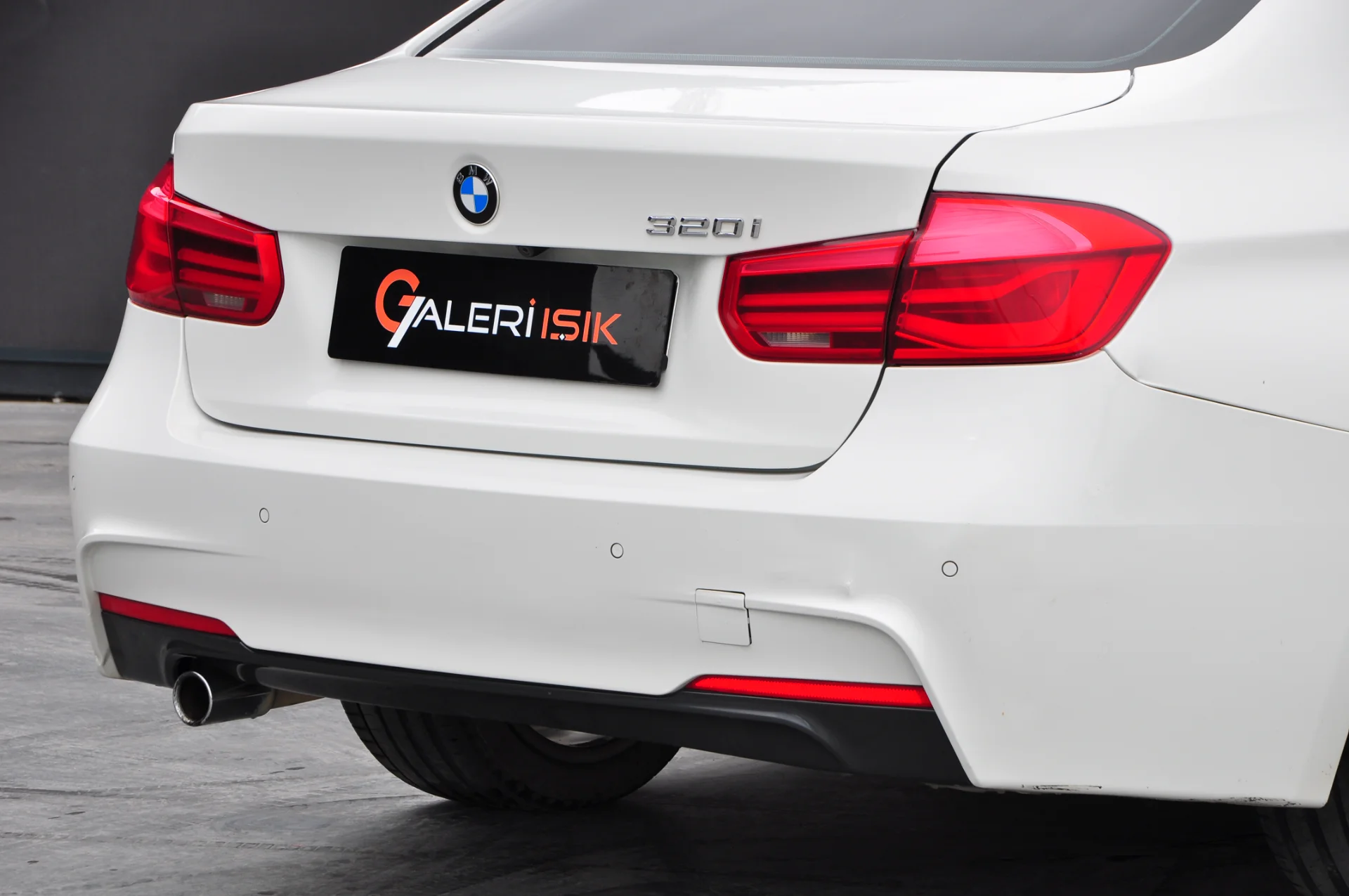 2016 BMW 3.20İED 40. YIL ÖZEL SERİ SUNROOF HAFIZA 163.000 KM'DE