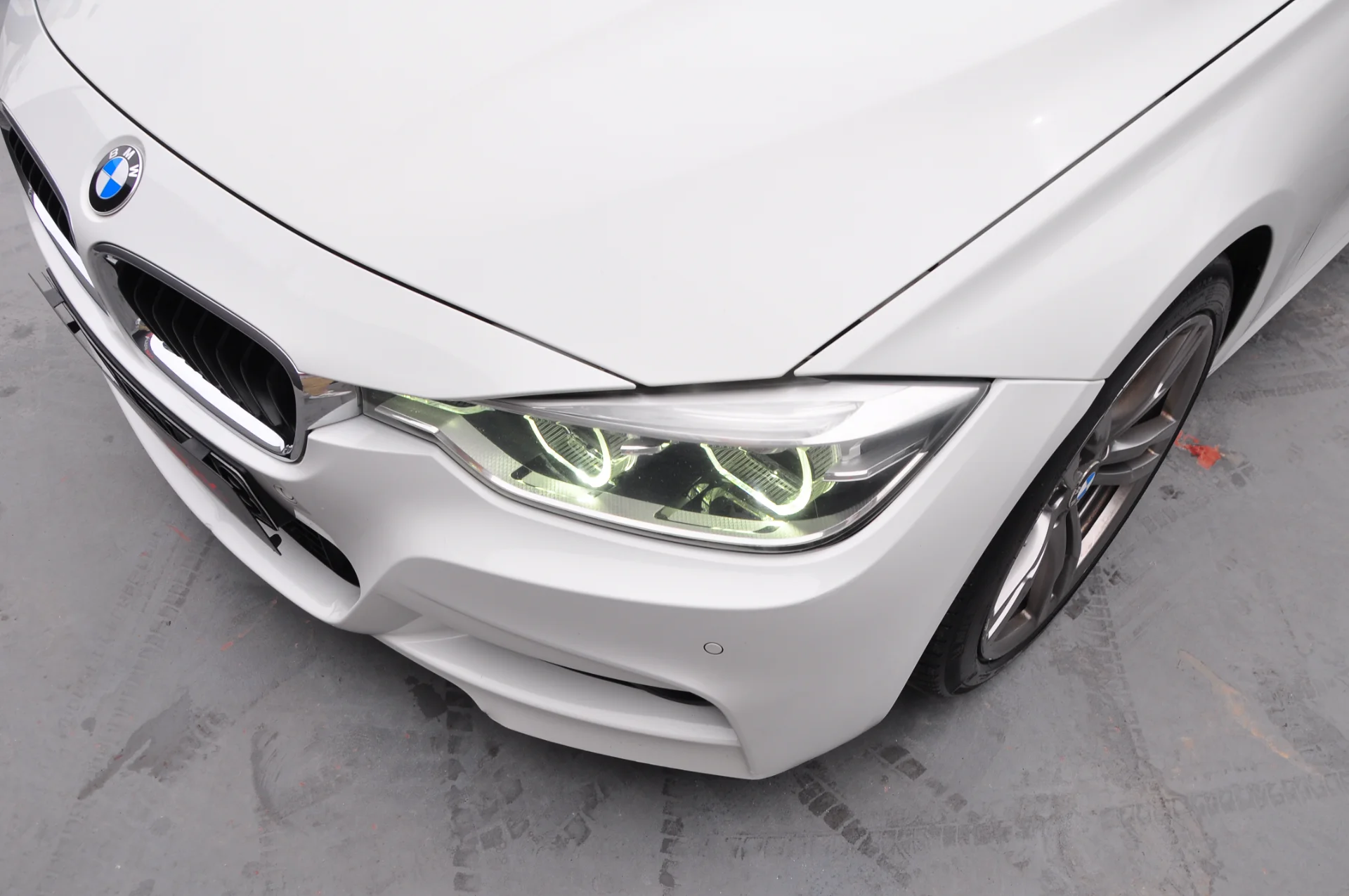 2016 BMW 3.20İED 40. YIL ÖZEL SERİ SUNROOF HAFIZA 163.000 KM'DE