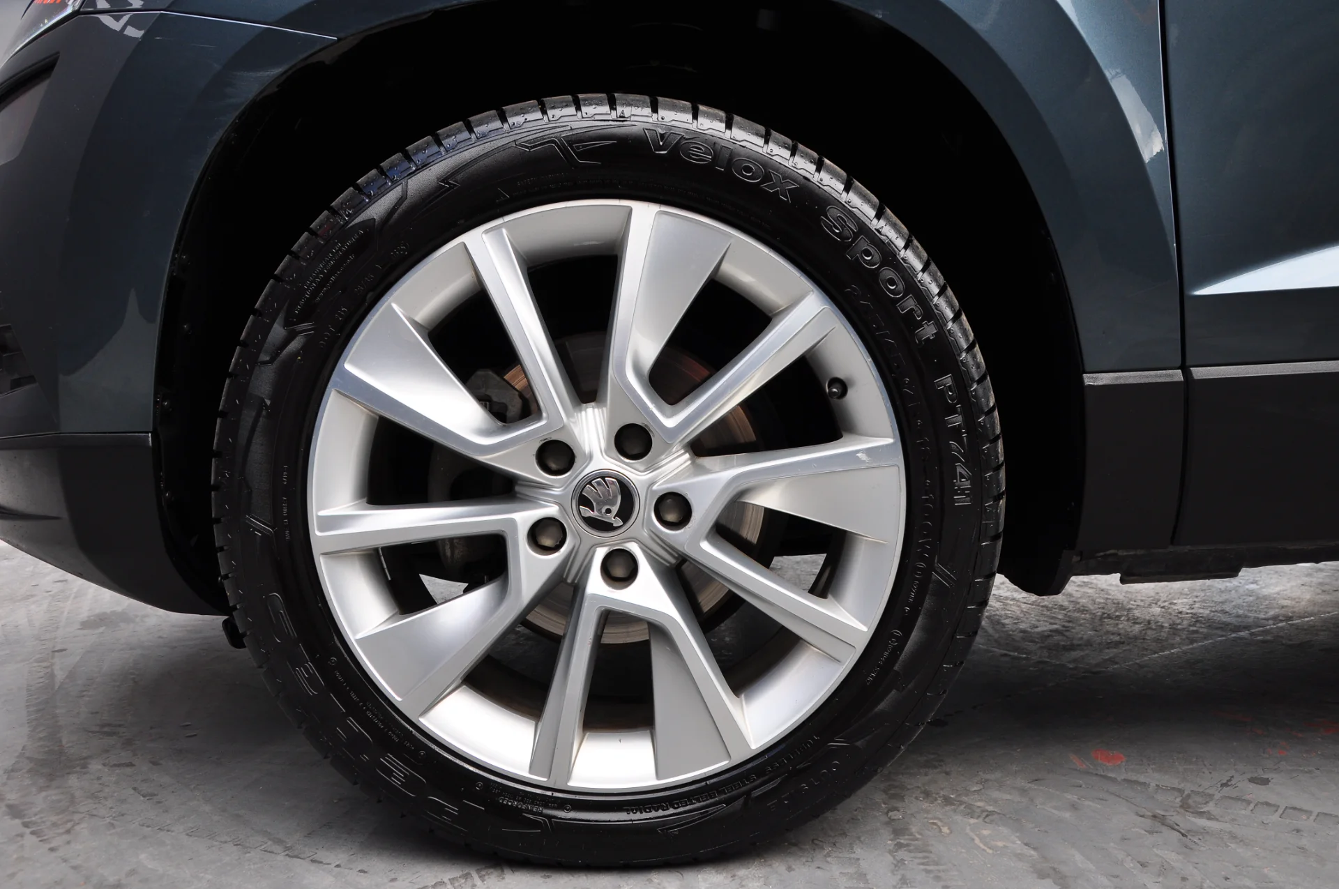 2019 SKODA KAROQ 1.6TDI DSG SUNROOF'LU BOYASIZ 160.000 KM'DE