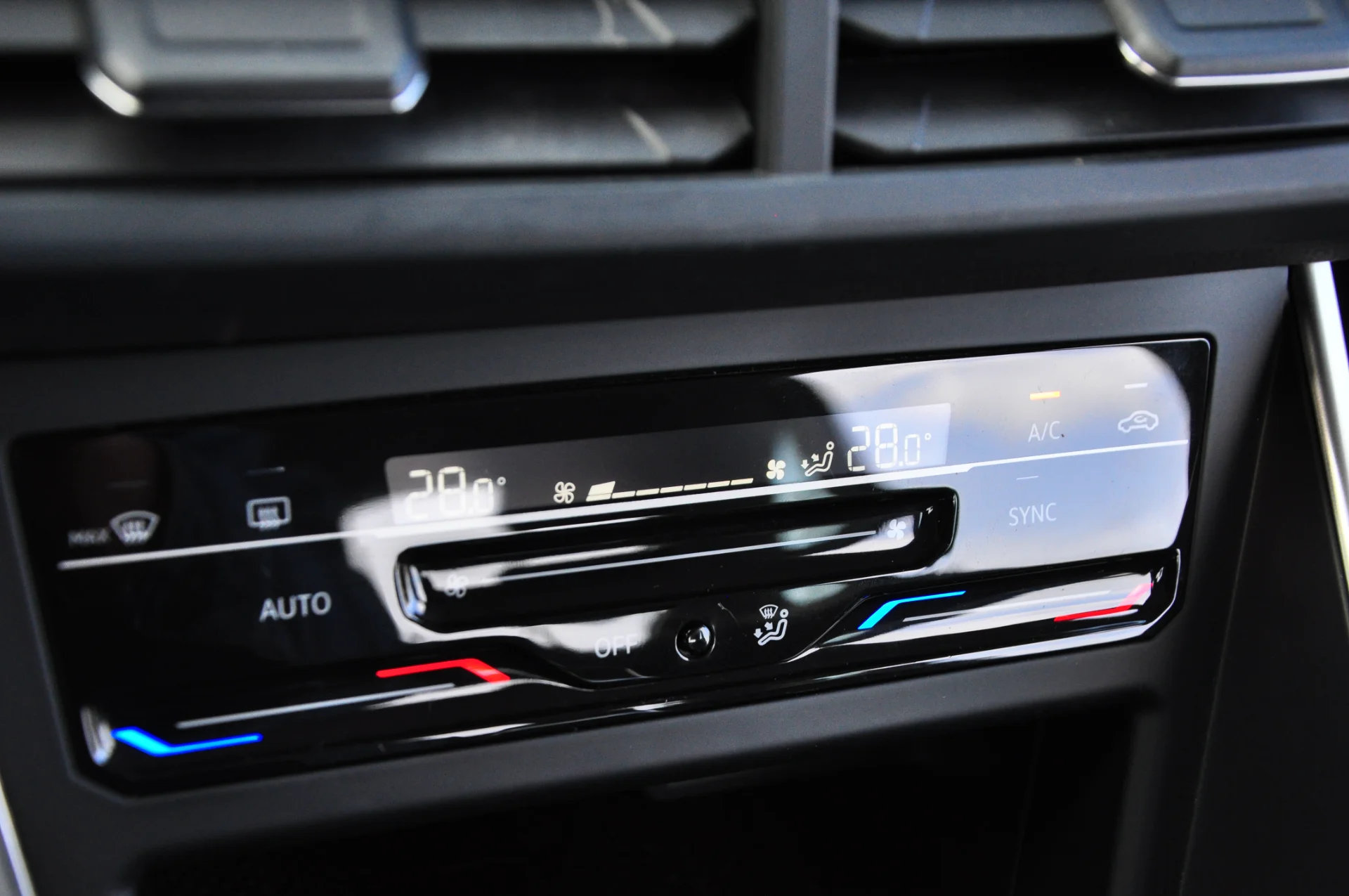 2023 VOLKSWAGEN TAİGO 1.0 TSI LİFE %20 FATURALI 42.000 KM'DE