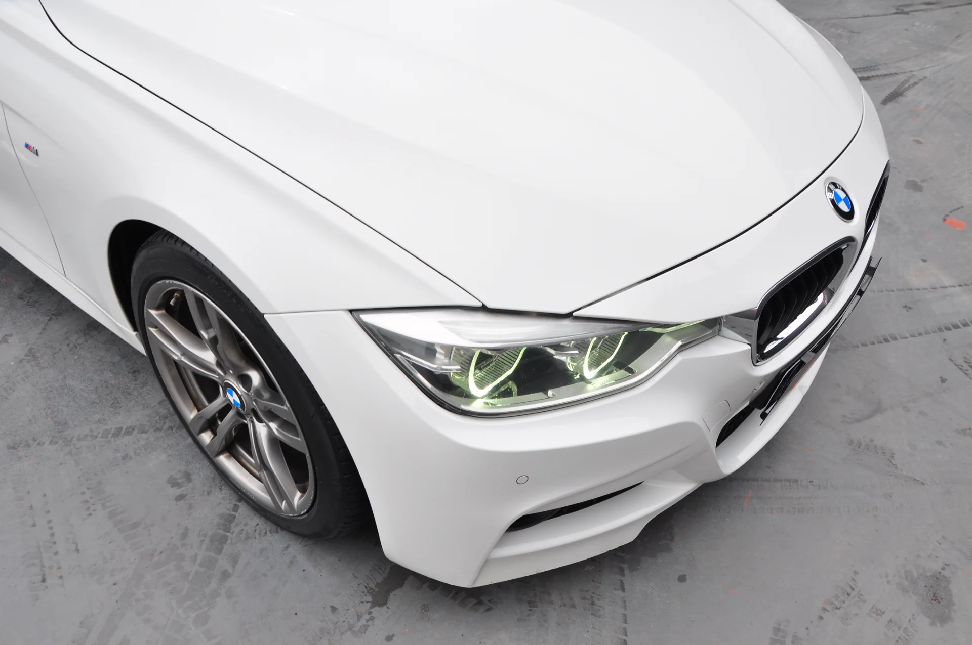 2016 BMW 3.20İED 40. YIL ÖZEL SERİ SUNROOF HAFIZA 163.000 KM'DE